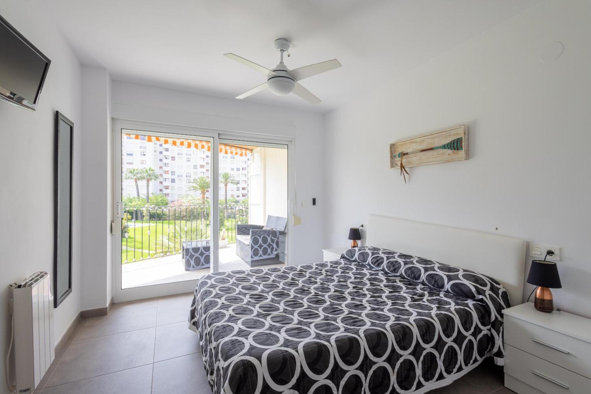 Residencia De Lujo Frente Al Mar Apartment Playa de Gandia Exterior photo